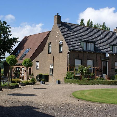 Bed & Breakfast De Kienstee Schoondijke エクステリア 写真